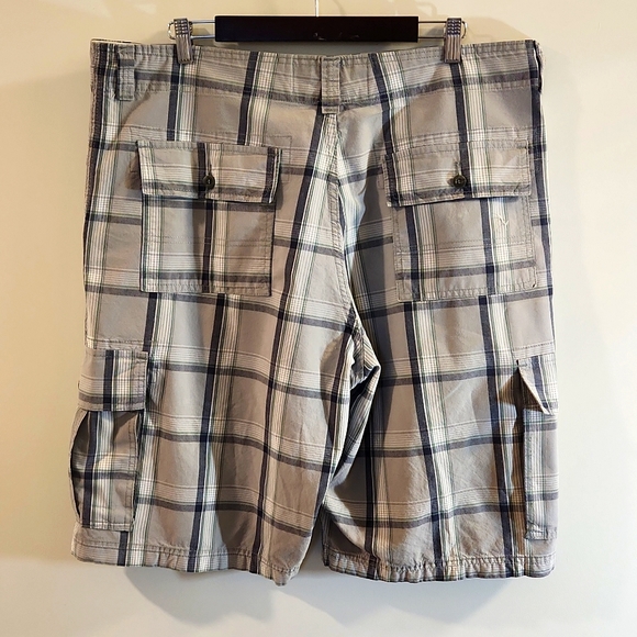 Levi~ Men's Cargo Shorts Size 40 - Picture 4 of 6